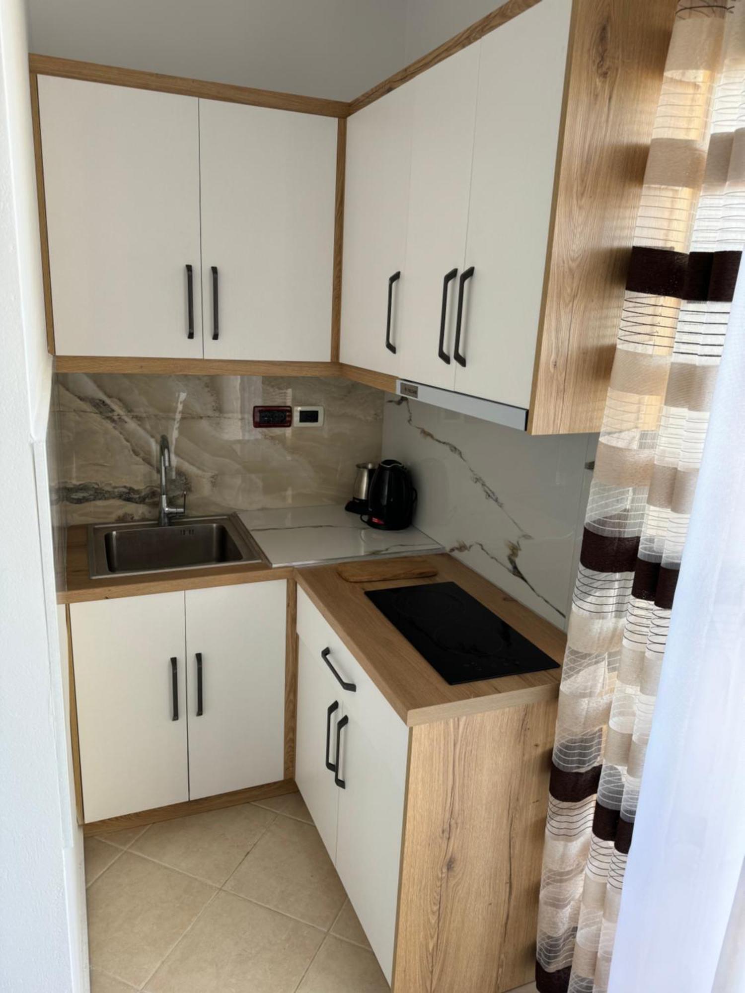 Ionian Eye Studios Sarande Ngoại thất bức ảnh